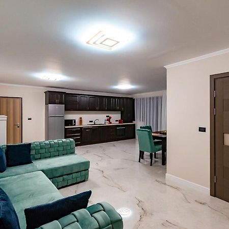 Moky Rezident Apartment Arad Exterior foto